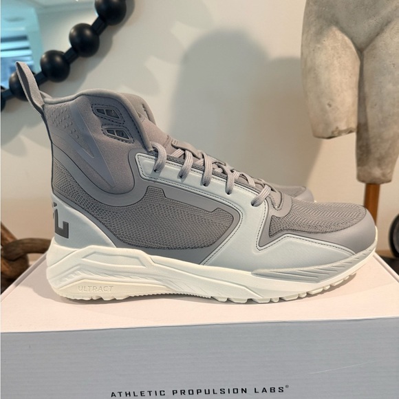 APL TechLoom Defender Men’s Sneakers – Size 9.5 (NEW WITH TAGS) - Picture 2 of 6